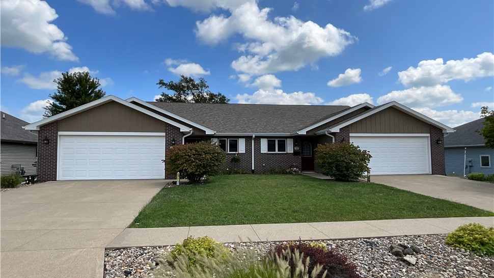 Siding Project in Pella, IA by Midwest Construction