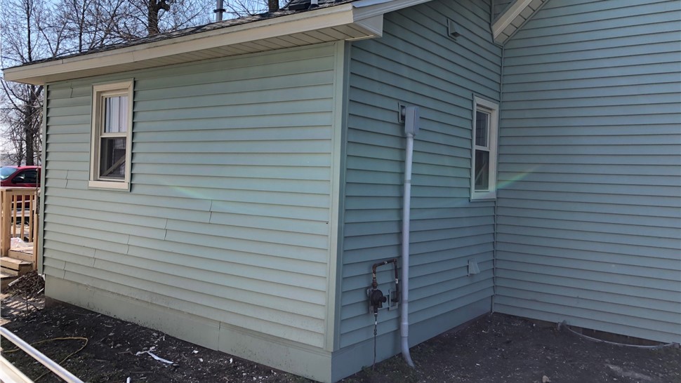 Windows Project in Bevington, IA by Midwest Construction