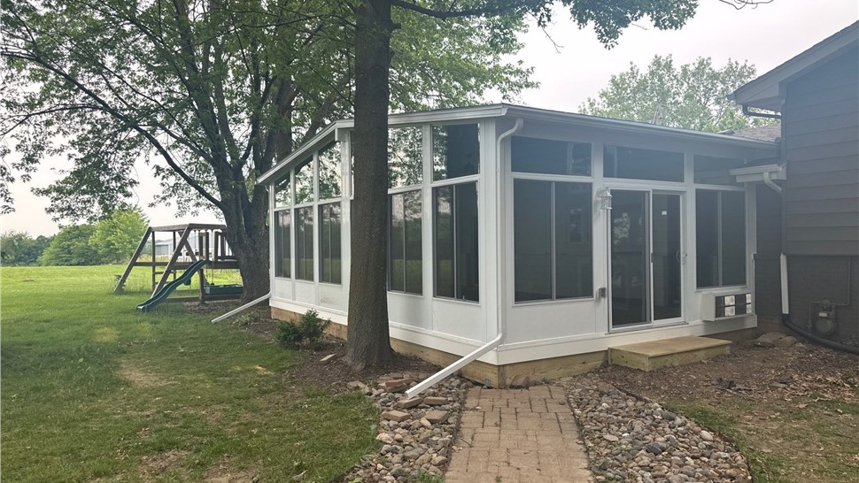 Sunrooms Project in Runnells, IA by Midwest Construction