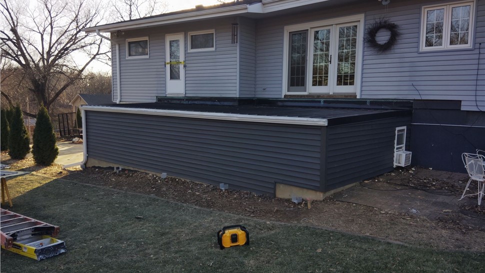 Siding, Sunrooms Project in Newton, IA by Midwest Construction
