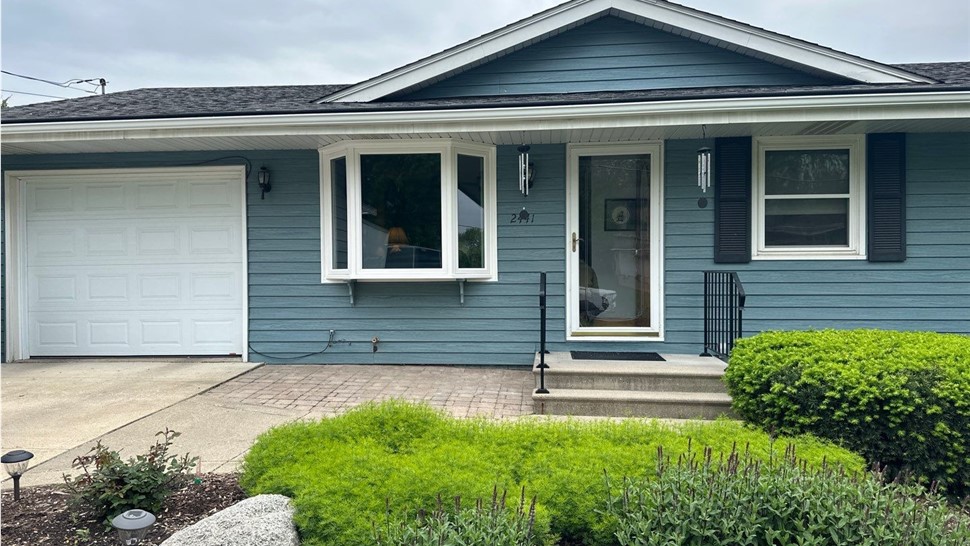 Windows Project in Des Moines, IA by Midwest Construction