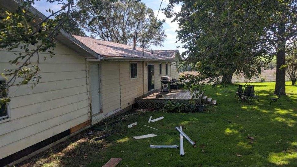 Siding Project in Prairie City, IA by Midwest Construction