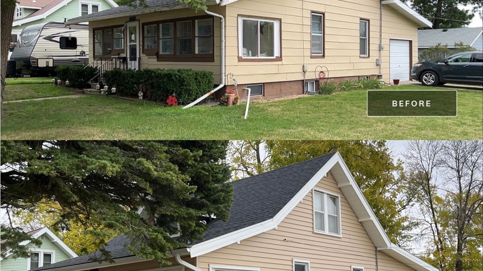 Seamless Gutters, Siding Project in Clarion, IA by Midwest Construction