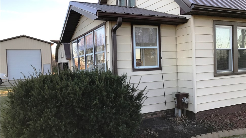 Windows Project in Kellogg, IA by Midwest Construction