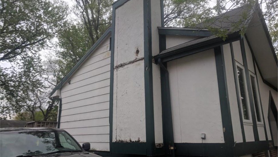 Siding Project in Des Moines, IA by Midwest Construction