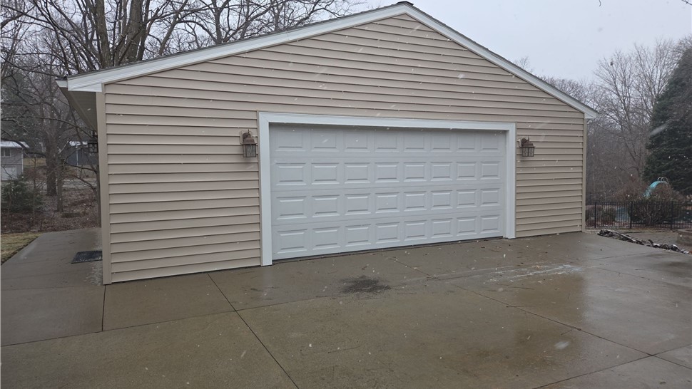 Siding Project in Pella, Iowa by Midwest Construction