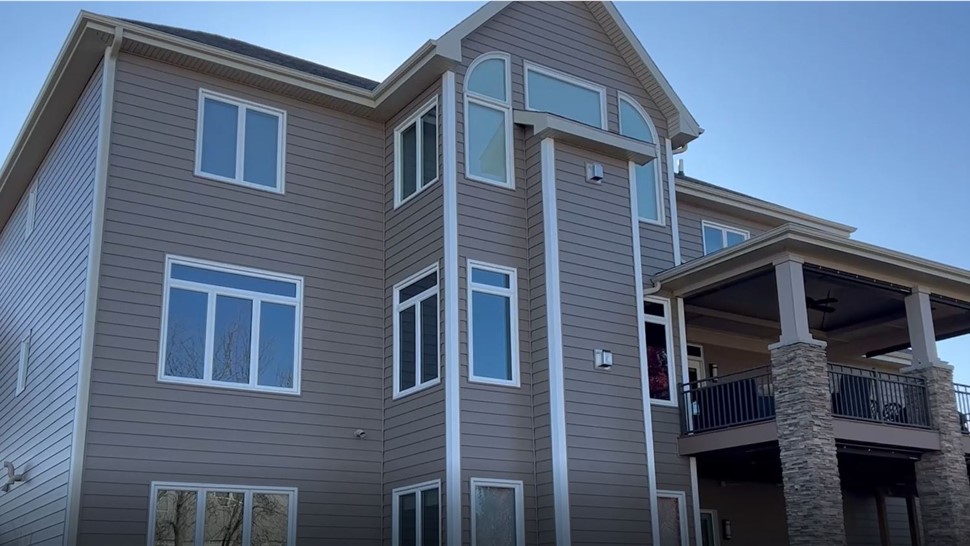 Siding Project in Urbandale, IA by Midwest Construction