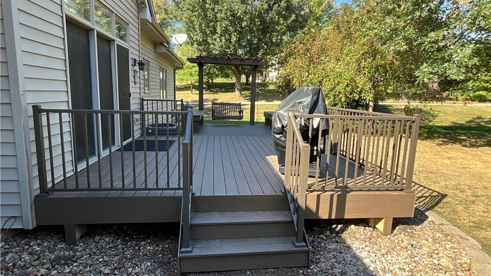 Decks, Sunrooms Project in Johnston, IA by Midwest Construction