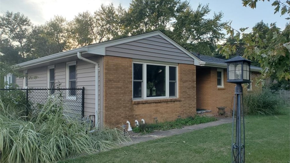 Siding Project in Johnston, IA by Midwest Construction