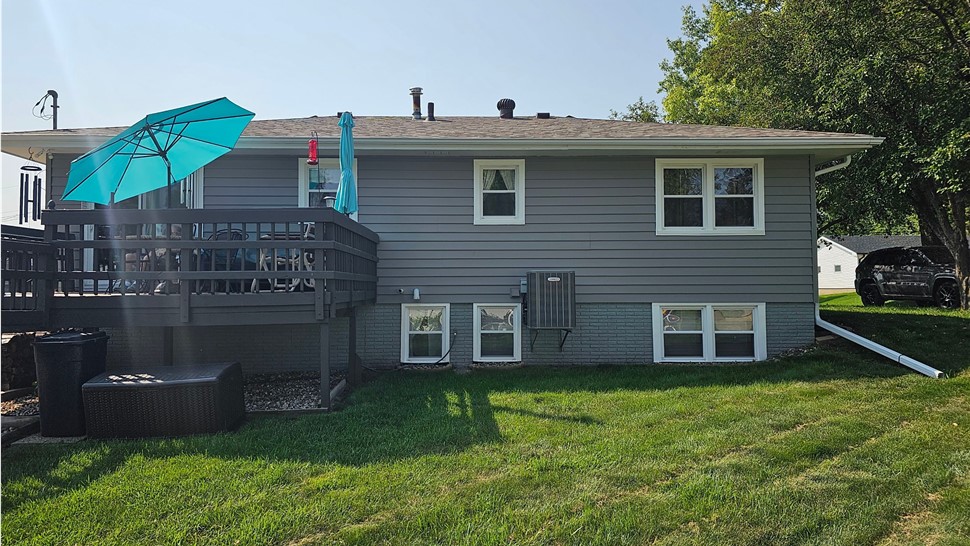 Siding Project in Newton, IA by Midwest Construction