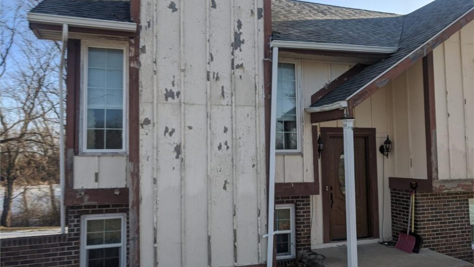 Siding Project in Norwalk, IA by Midwest Construction