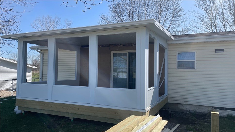 Decks Project in Berwick, IA by Midwest Construction