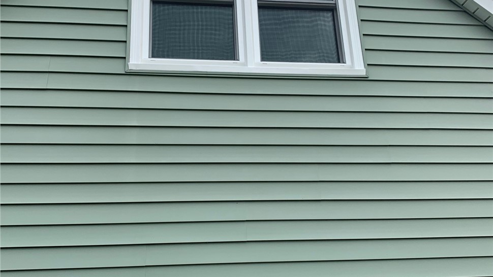 Windows Project in Pleasant Hill, IA by Midwest Construction