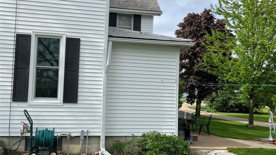 Windows Project in Donnellson, IA by Midwest Construction