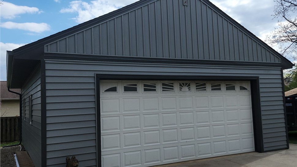 Doors, Patio Doors, Roofing, Siding, Windows Project in Austin, Minnesota by Midwest Construction