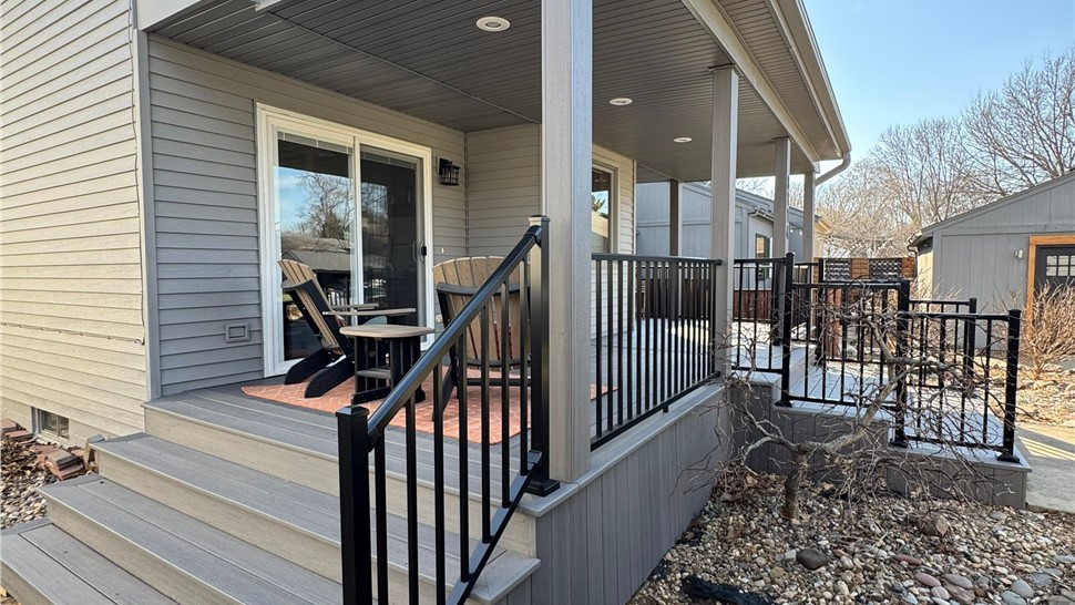 Decks Project in Urbandale, IA by Midwest Construction