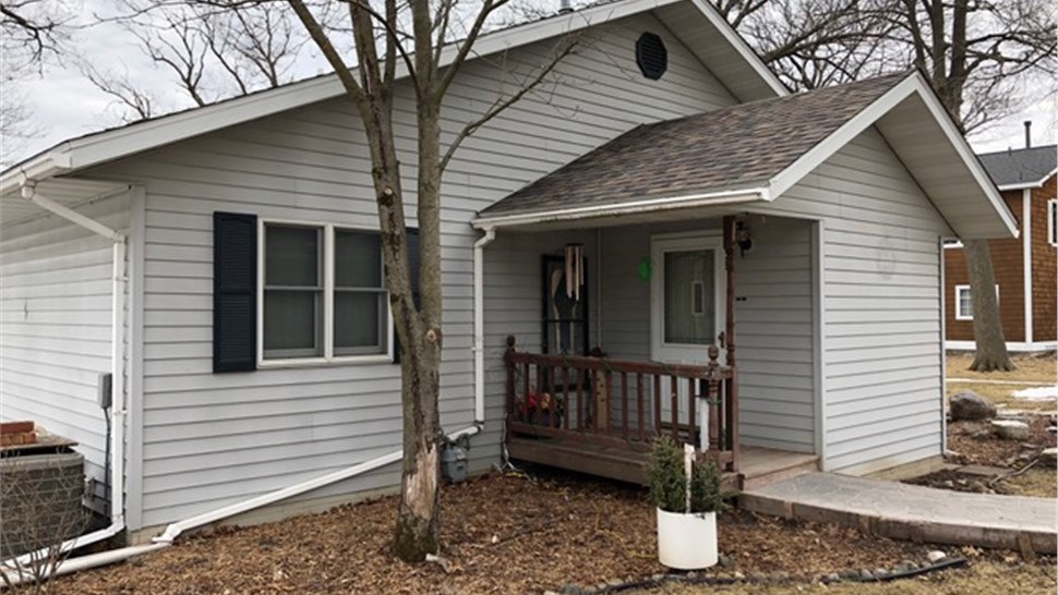 Siding Project in Clear Lake, IA by Midwest Construction