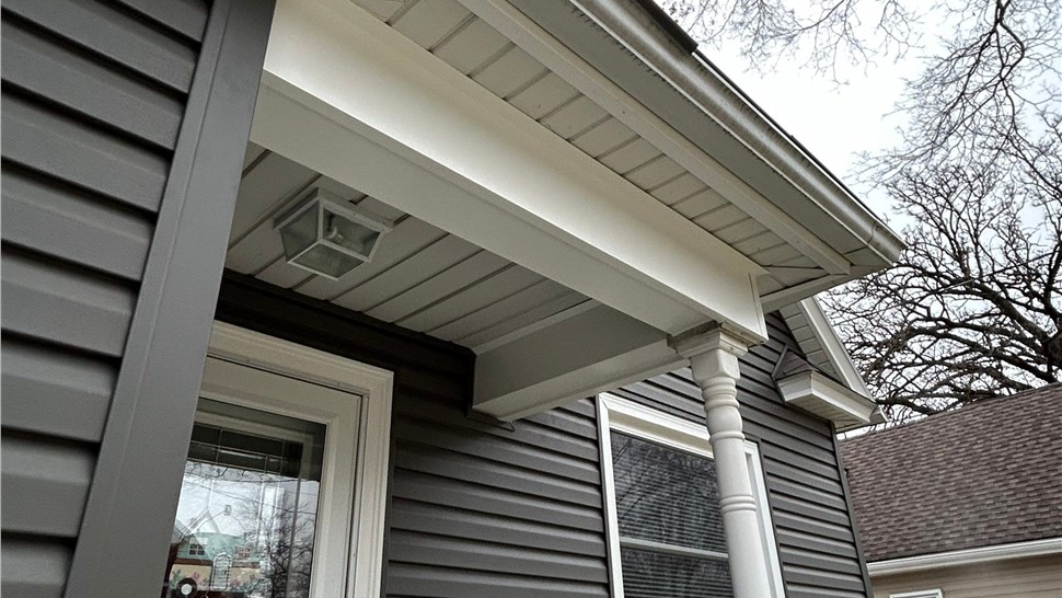 Roofing, Siding Project in Mason City, IA by Midwest Construction
