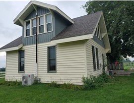 Roofing, Siding, Windows Project in New Virginia, IA by Midwest Construction