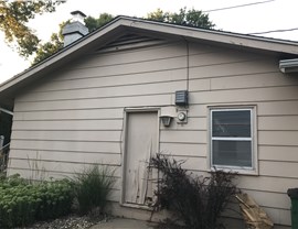 Siding Project in Des Moines, IA by Midwest Construction