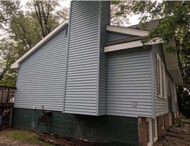 Siding Project in Des Moines, IA by Midwest Construction