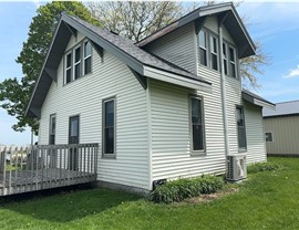 Roofing, Siding, Windows Project in New Virginia, IA by Midwest Construction