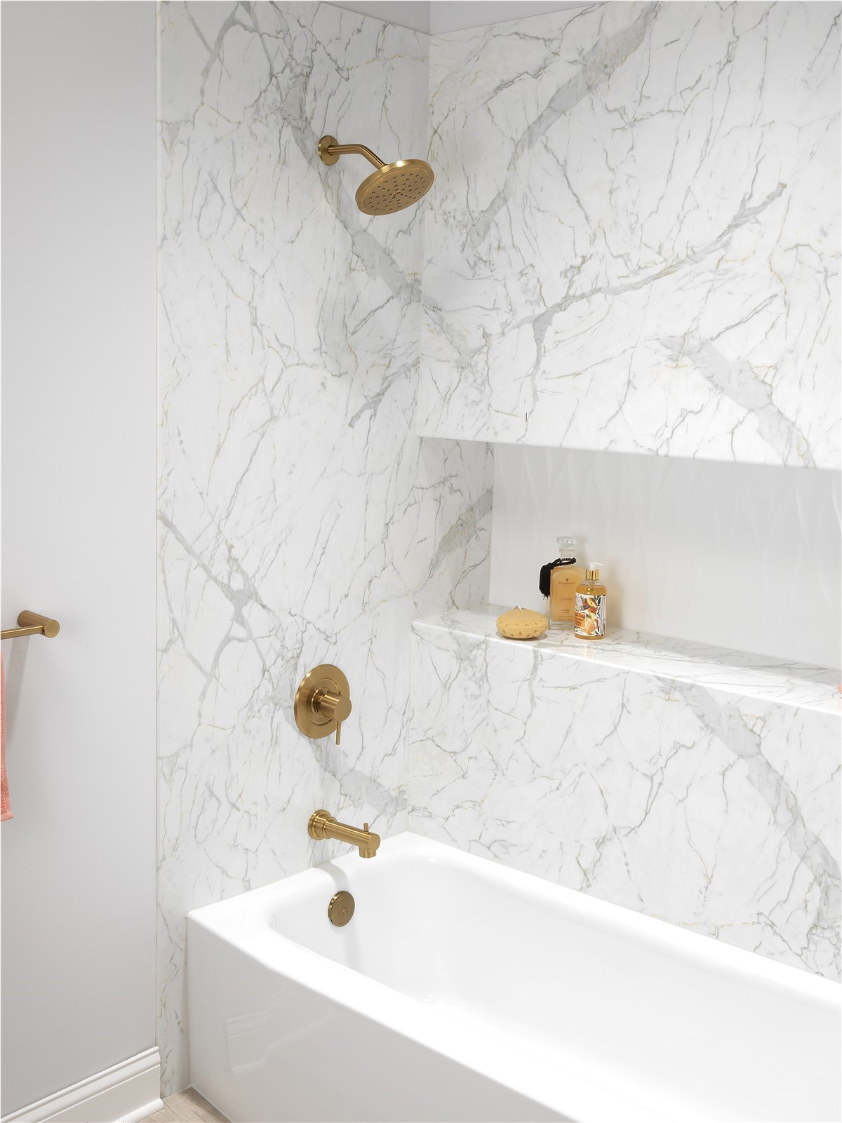 Expert Tips for Selecting Stunning Bathtub and Shower Fixtures