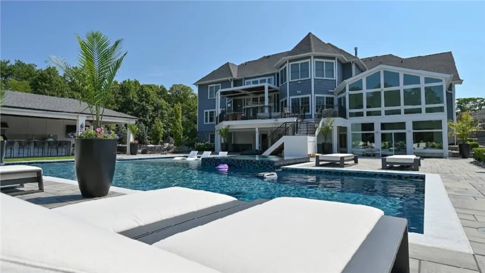 Homepage Award Video 76