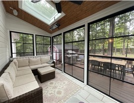 V Series 3 Season Room Photo 4