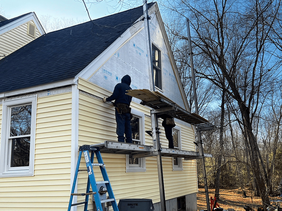 How Long Does It Take to Replace Vinyl Siding?