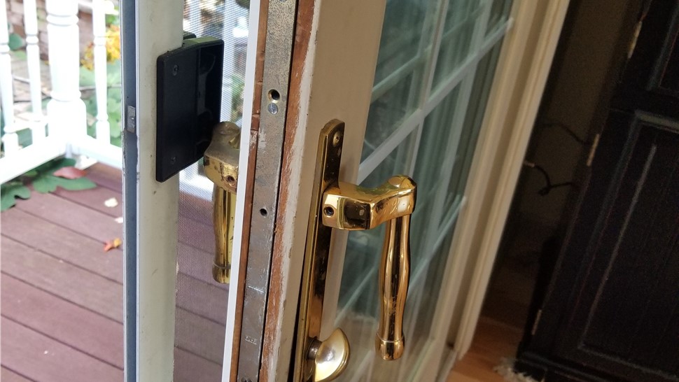 Doors - Door Replacement Photo 93