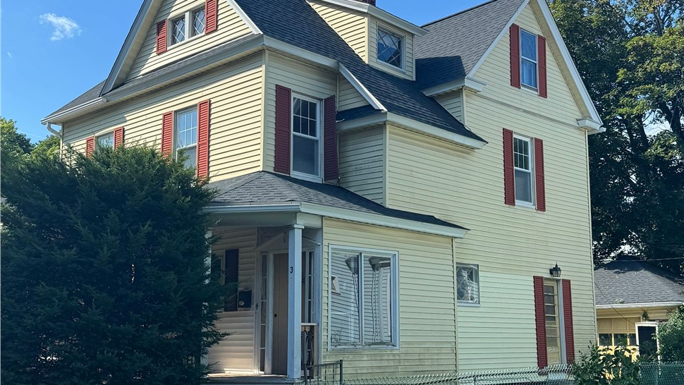 Roofing Project in Worcester, Massachusetts by Northeast Home & Energy