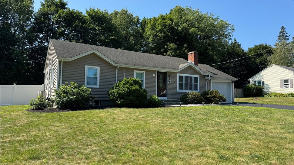 Siding Project in Grafton, Massachusetts by Northeast Home & Energy