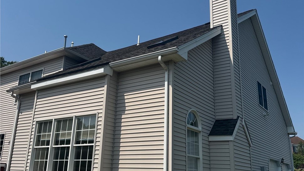 Siding Project in Shrewsbury, MA by Northeast Home & Energy