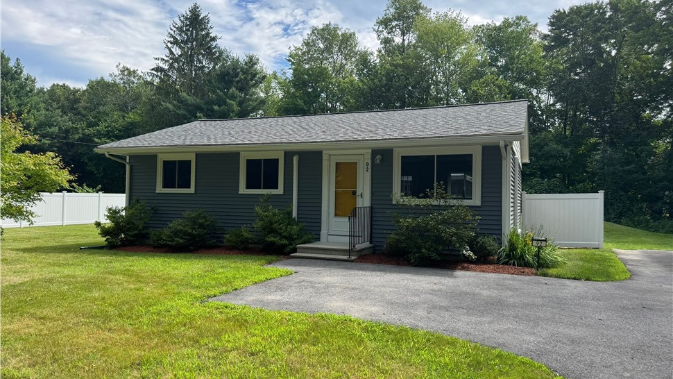 Siding Project in North Grafton, Massachusetts by Northeast Home & Energy