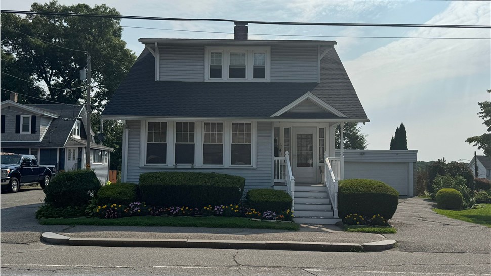 Roofing, Siding Project in Worcester, Massachusetts by Northeast Home & Energy