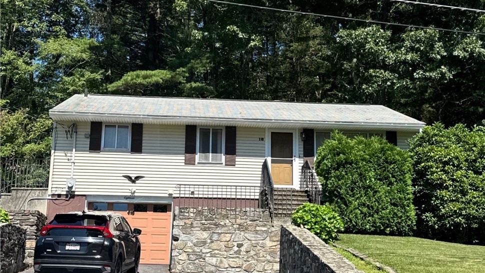 Siding Project in Grafton, Massachusetts by Northeast Home & Energy