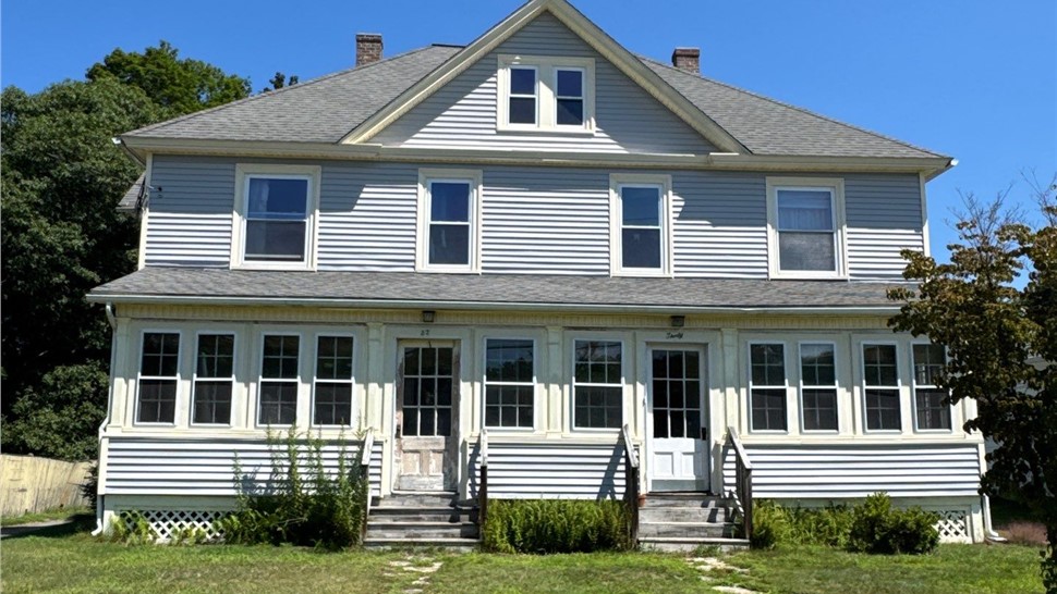 Siding Project in Grafton, Massachusetts by Northeast Home & Energy