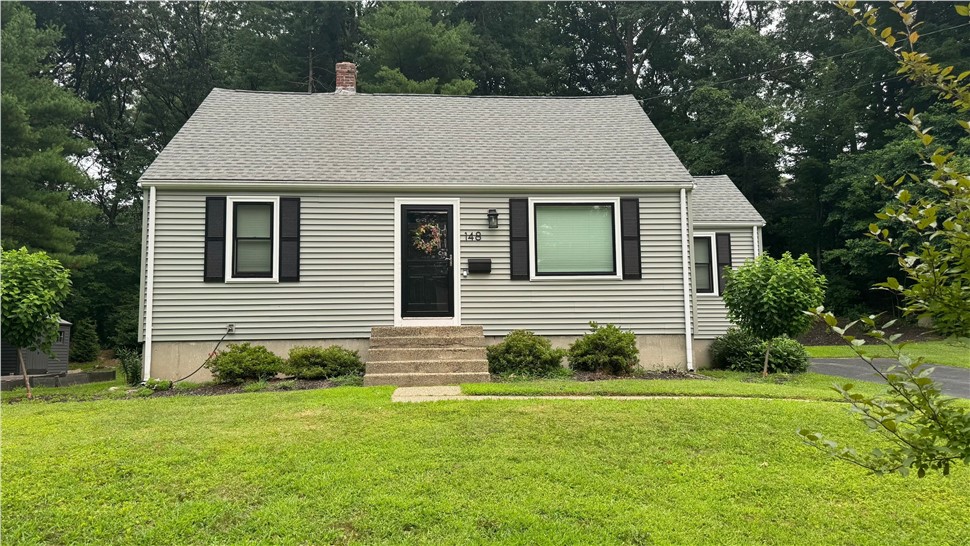 Siding Project in Northborough, Massachusetts by Northeast Home & Energy