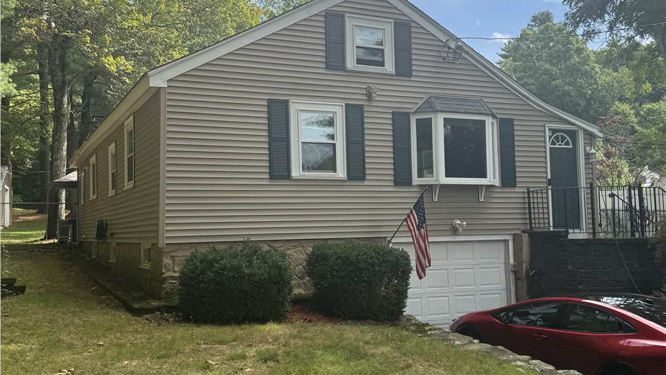 Siding, Windows Project in Upton, Massachusetts by Northeast Home & Energy
