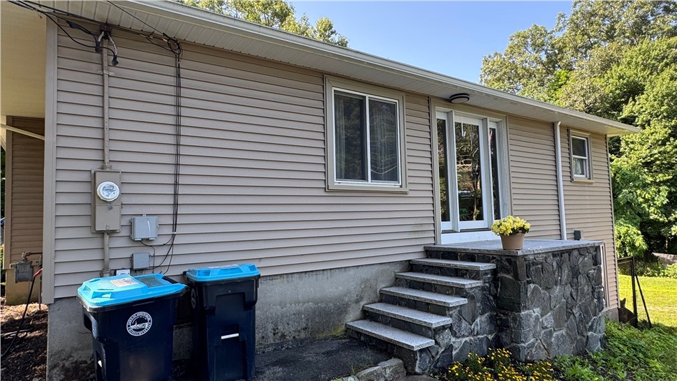 Siding Project in Shrewsbury, MA by Northeast Home & Energy