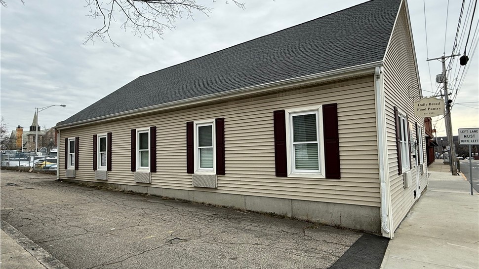 Windows Project in Milford, Massachusetts by Northeast Home & Energy
