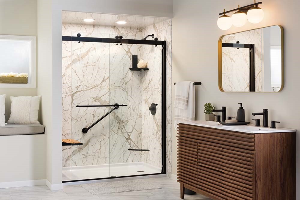 Choosing the Right Shower Enclosure for Your Remodel