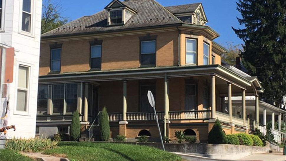 Elizabethtown Interstate Photo 1