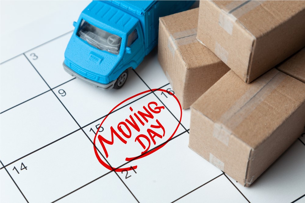 When Should I Begin Contacting Moving Companies for Free Moving Estimates?
