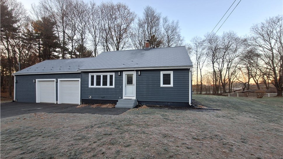 Siding Project in Dracut, MA by O'Sullivan Installs