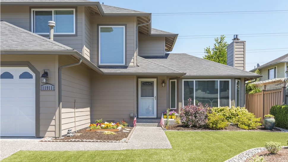 Siding Photo 4