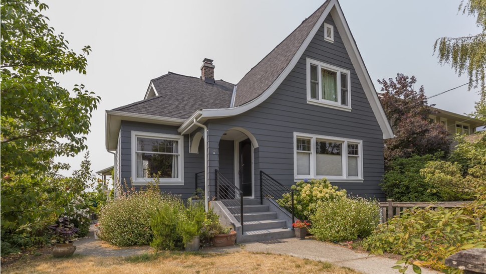 Siding Photo 7