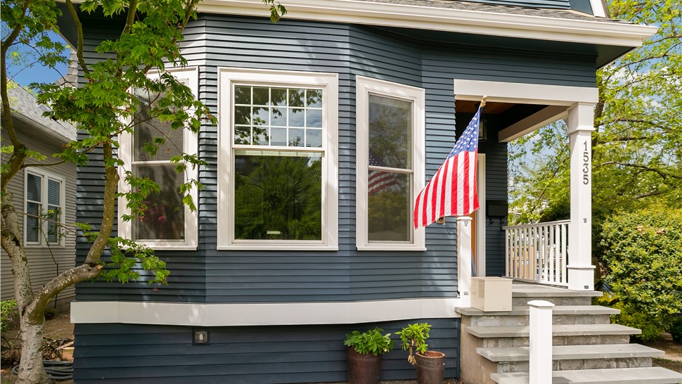Siding, Siding Project Project in Seattle, WA by Pacific Exteriors LLC
