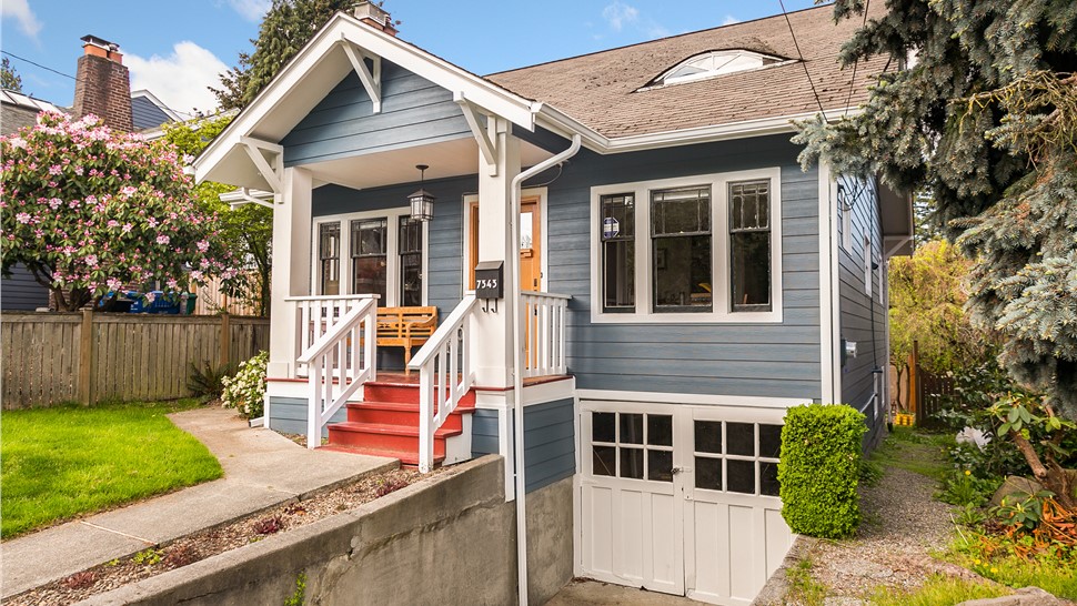 Siding, Siding Project Project in Seattle, WA by Pacific Exteriors LLC